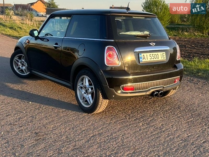 Хэтчбек MINI Cooper 2010 в Белой Церкви