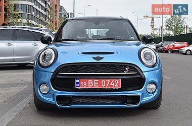 Хетчбек MINI Cooper 2017 в Києві