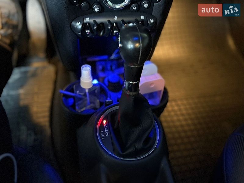 Хэтчбек MINI Cooper 2012 в Львове