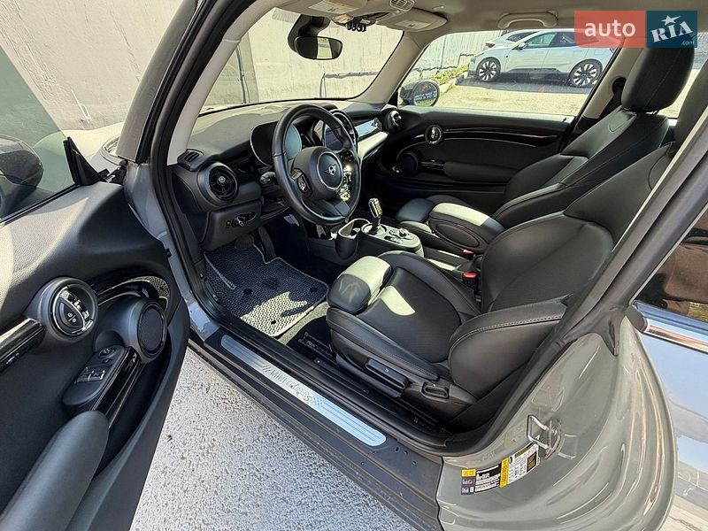 Хетчбек MINI Cooper 2021 в Києві