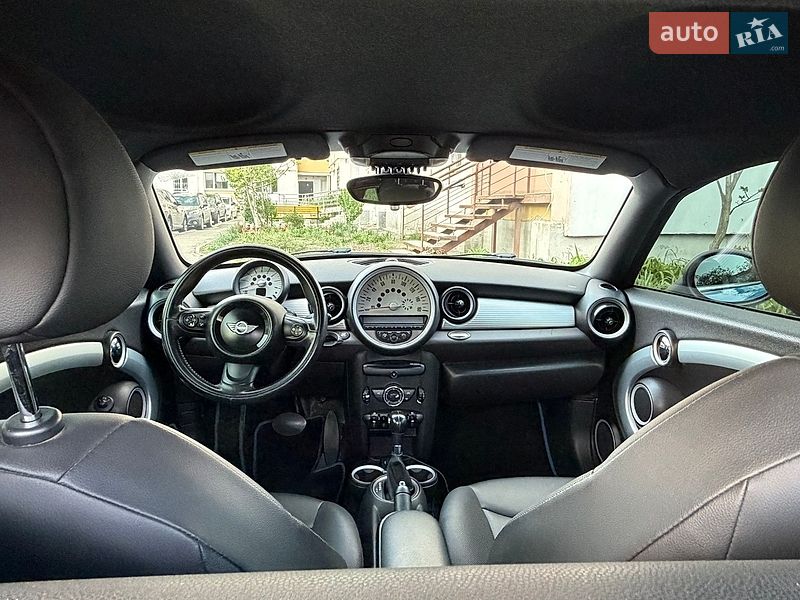 Хэтчбек MINI Cooper 2012 в Харькове