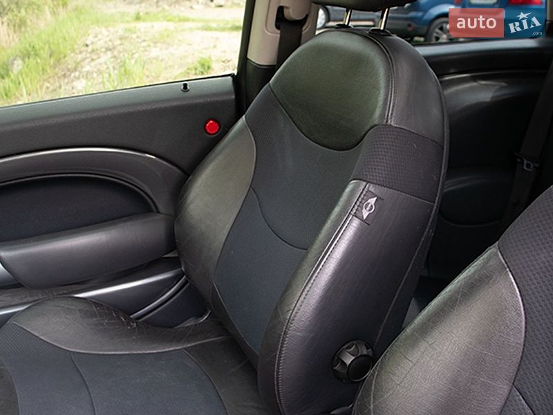 Хэтчбек MINI Cooper 2006 в Киеве