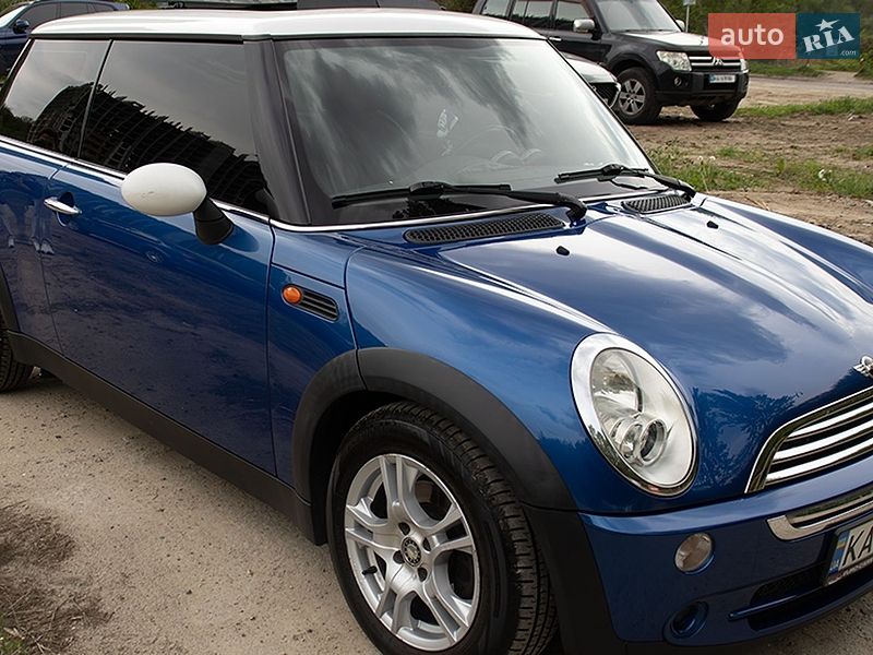 Хэтчбек MINI Cooper 2006 в Киеве