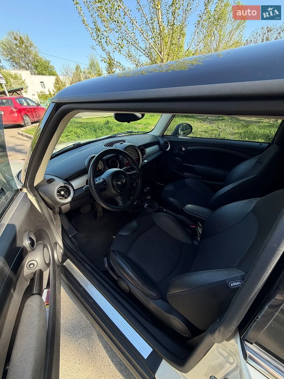 2013 MINI Cooper - мініатюра 8