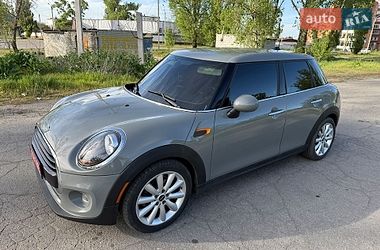 Хэтчбек MINI Cooper 2019 в Кременчуге