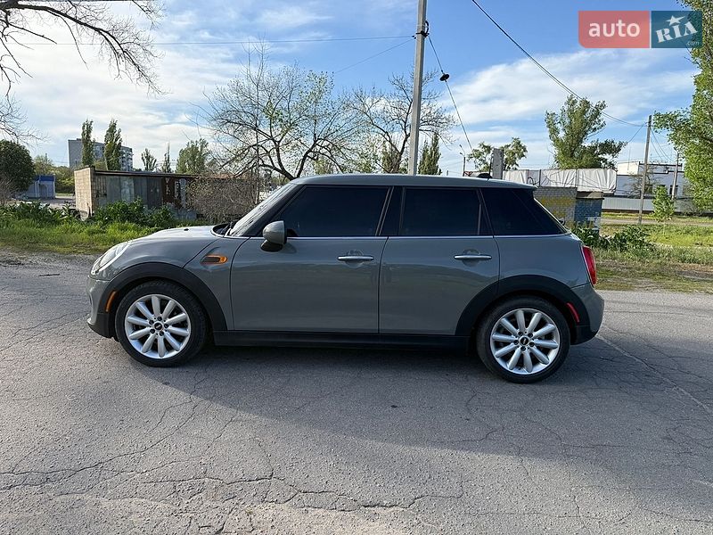 Хэтчбек MINI Cooper 2019 в Кременчуге