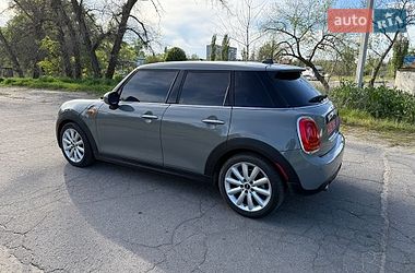 Хэтчбек MINI Cooper 2019 в Кременчуге