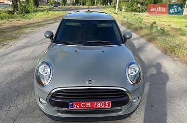 Хэтчбек MINI Cooper 2019 в Кременчуге