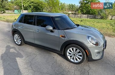 Хэтчбек MINI Cooper 2019 в Кременчуге
