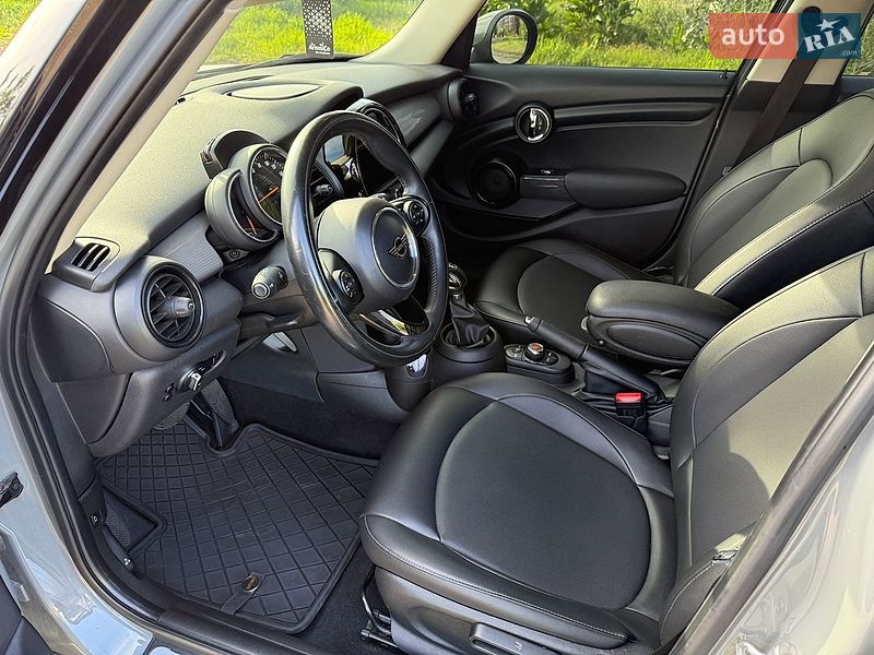Хэтчбек MINI Cooper 2019 в Кременчуге