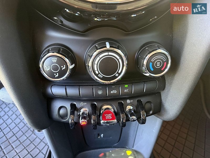 Хэтчбек MINI Cooper 2019 в Кременчуге