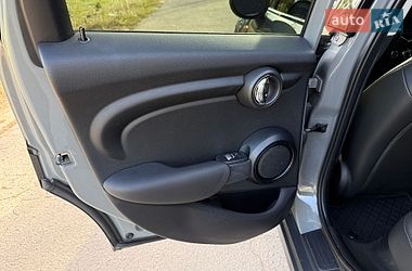 Хэтчбек MINI Cooper 2019 в Кременчуге