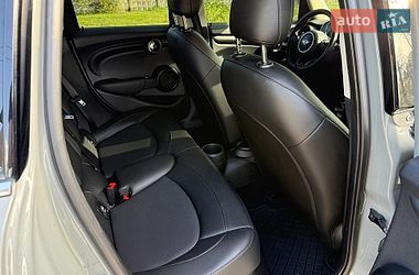 Хэтчбек MINI Cooper 2019 в Кременчуге
