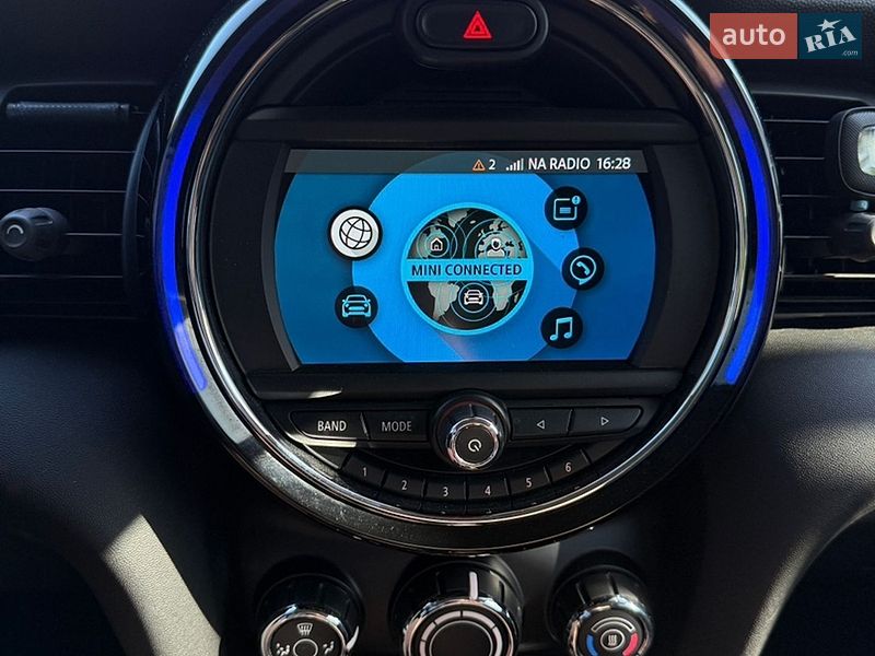 Хэтчбек MINI Cooper 2019 в Кременчуге