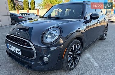 Хетчбек MINI Cooper 2017 в Києві