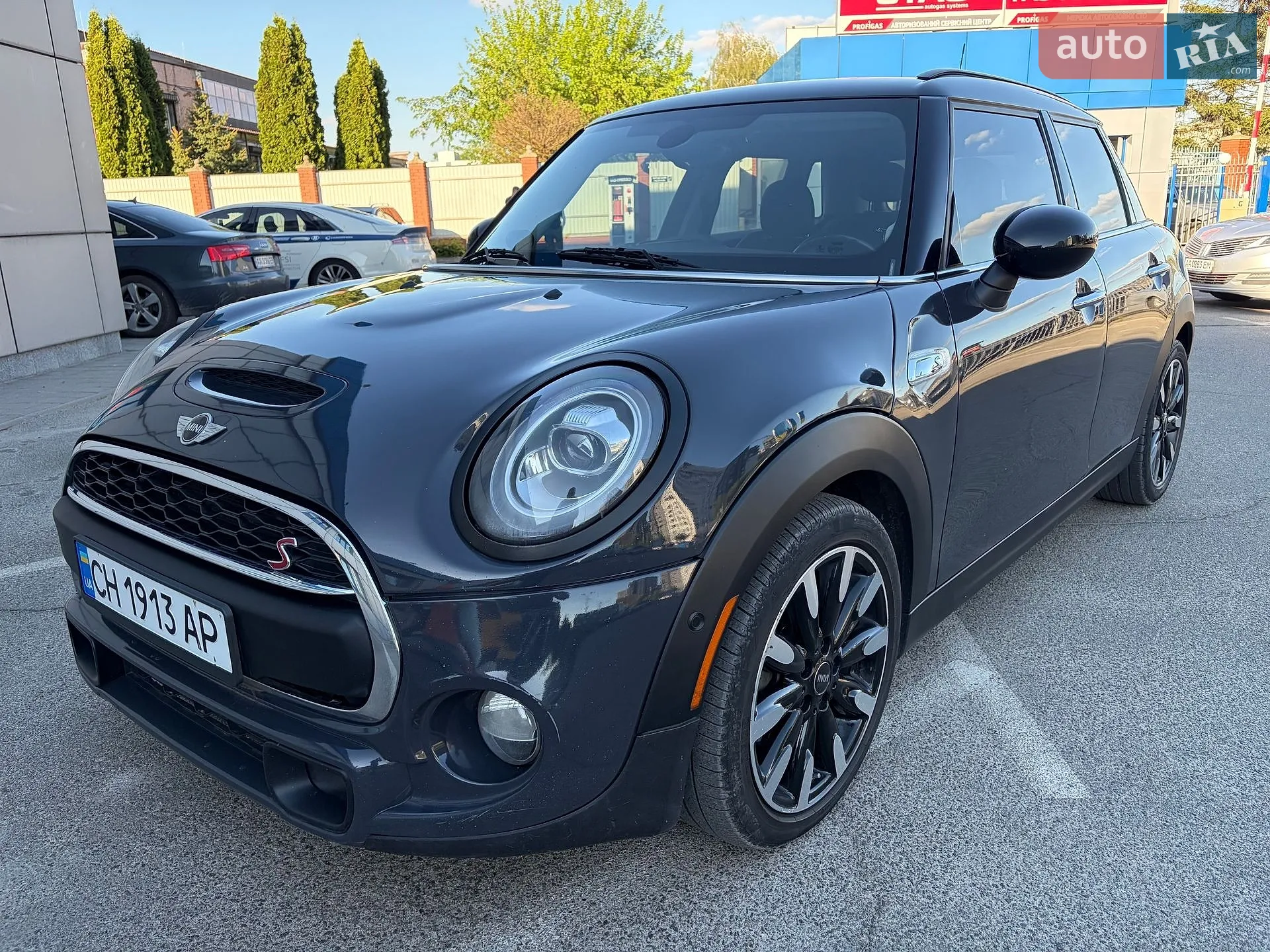 2017 MINI Cooper - фото 1