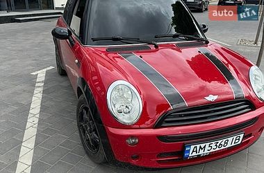 Хэтчбек MINI Cooper 2006 в Виннице
