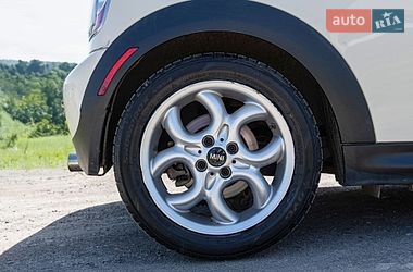 Хэтчбек MINI Cooper 2011 в Ужгороде