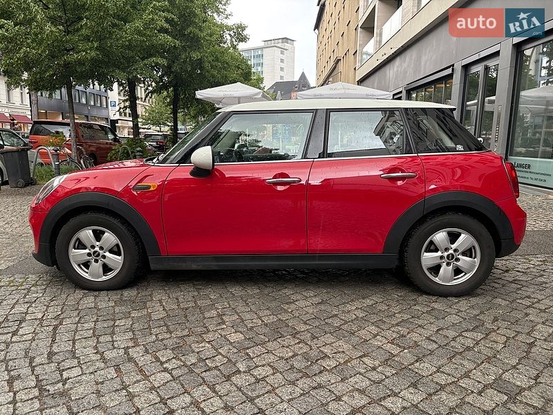 Хетчбек MINI Cooper 2019 в Києві
