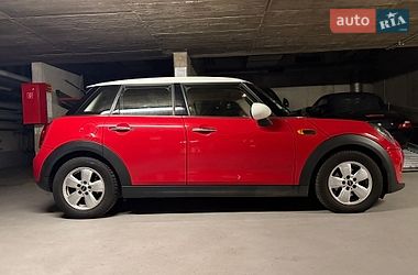 Хэтчбек MINI Cooper 2019 в Киеве