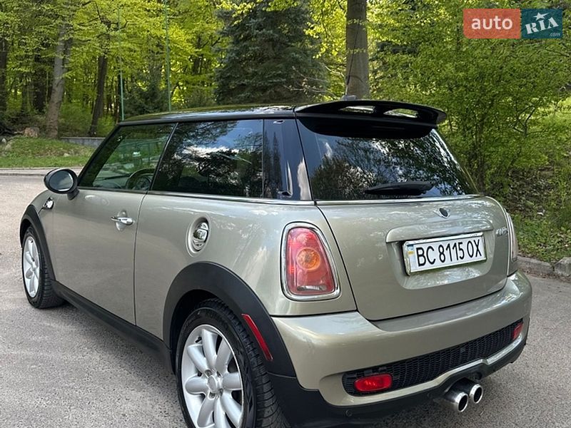 Хэтчбек MINI Cooper 2007 в Рава-Русской