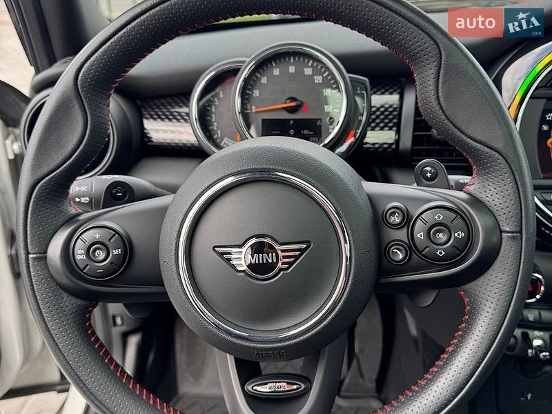 Хэтчбек MINI Cooper 2020 в Киеве