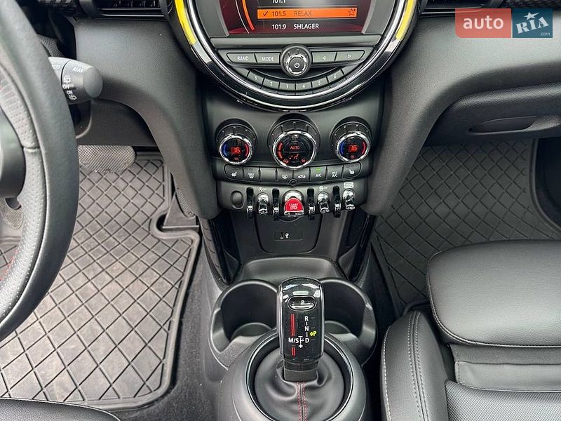 Хэтчбек MINI Cooper 2020 в Киеве