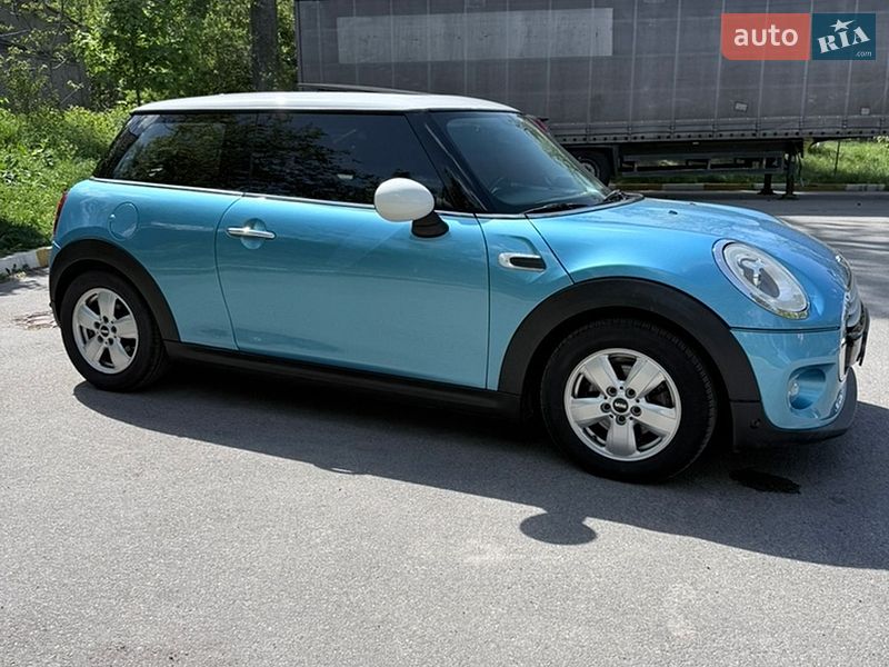 Хетчбек MINI Cooper 2016 в Києві