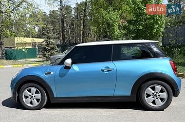 Хетчбек MINI Cooper 2016 в Києві