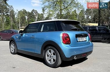 Хетчбек MINI Cooper 2016 в Києві