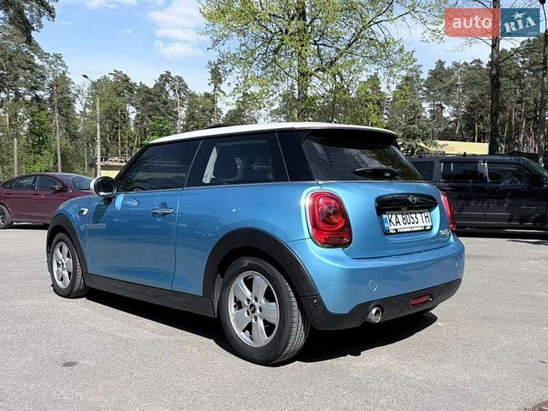 Хетчбек MINI Cooper 2016 в Києві