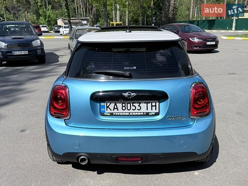 Хетчбек MINI Cooper 2016 в Києві