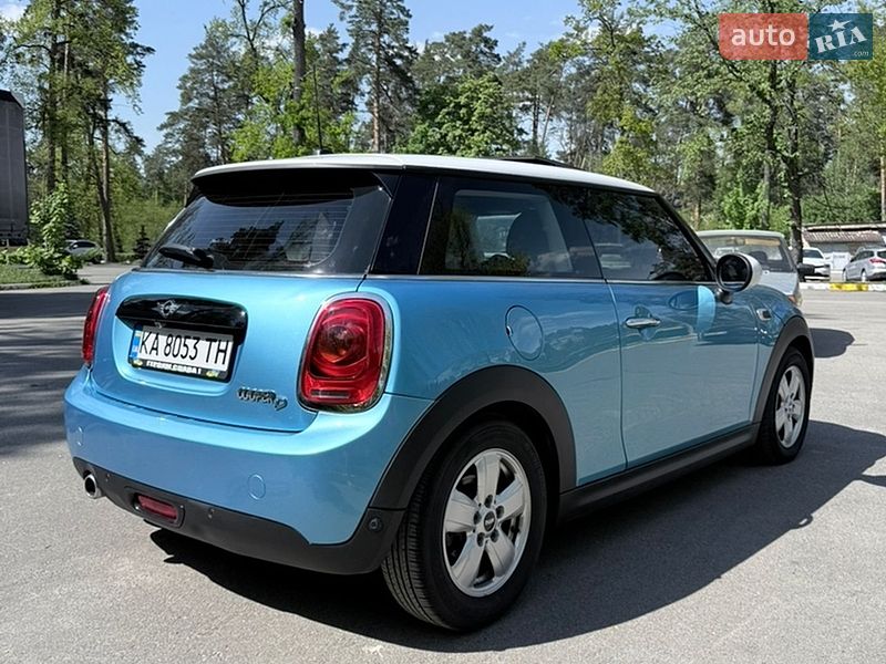 Хетчбек MINI Cooper 2016 в Києві