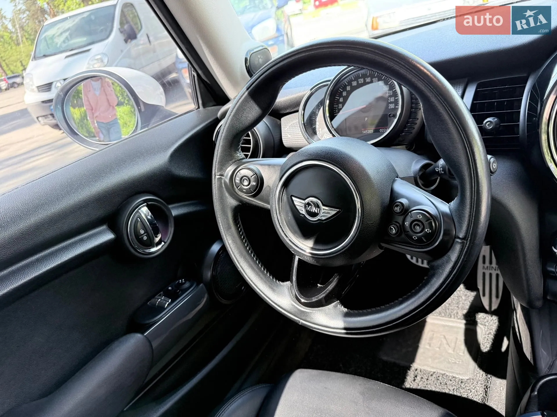 2016 MINI Cooper - мініатюра 32