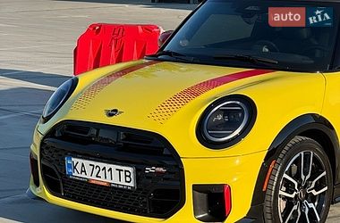 Хетчбек MINI Cooper 2024 в Києві