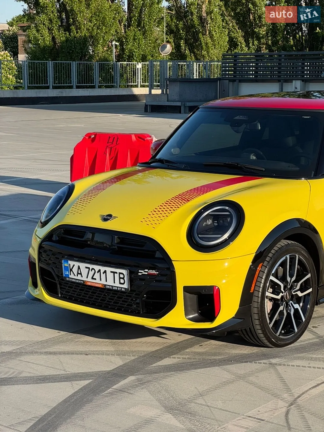 2024 MINI Cooper - мініатюра 3