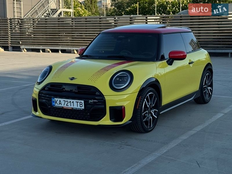 Хетчбек MINI Cooper 2024 в Києві