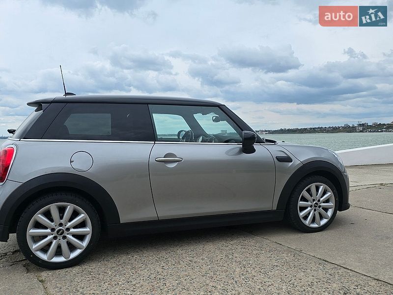 Хетчбек MINI Cooper 2023 в Одесі