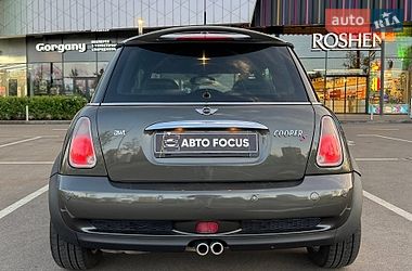 Хэтчбек MINI Cooper 2005 в Киеве