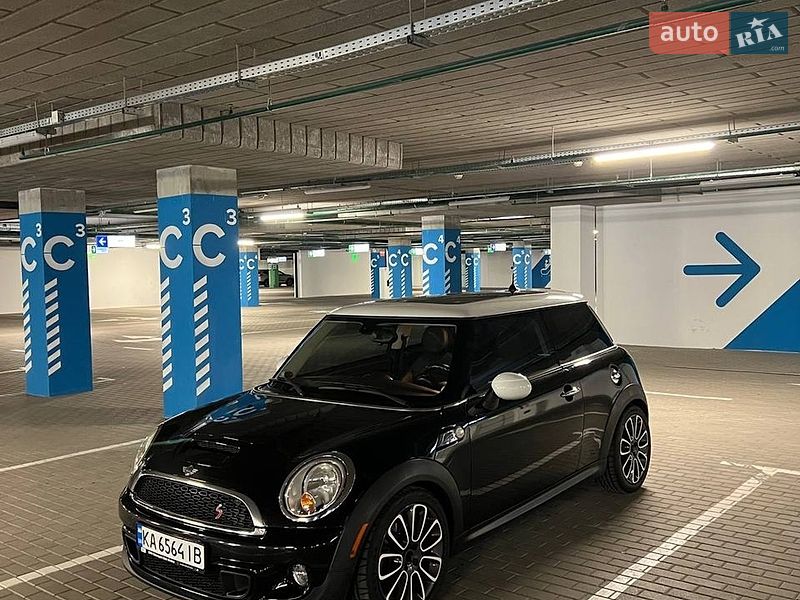 Хетчбек MINI Cooper 2012 в Києві