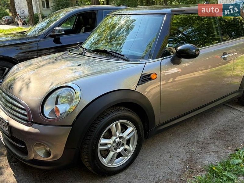 MINI Cooper 2012