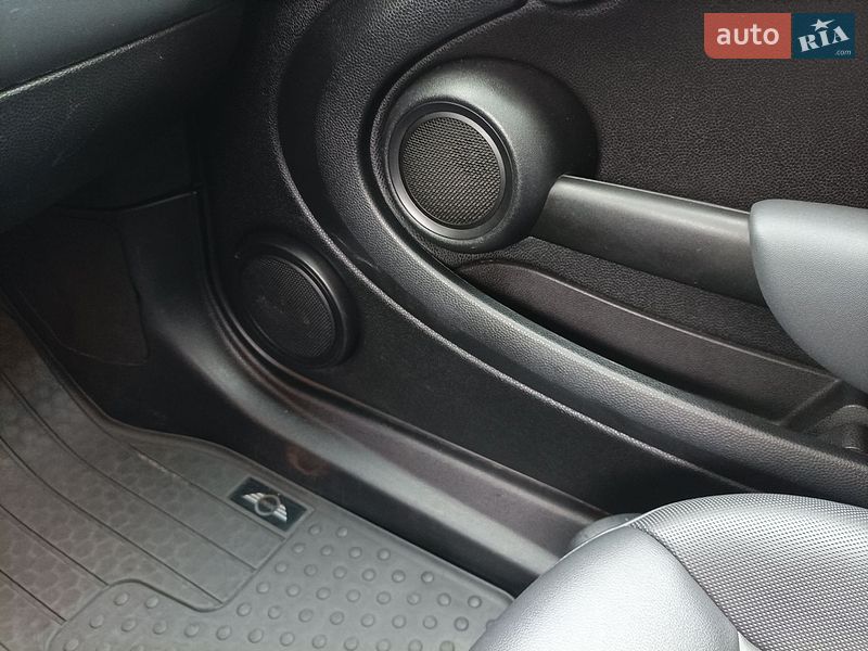 Хетчбек MINI Cooper 2012 в Києві фото 31 Хетчбек MINI Cooper 2012 в Києві