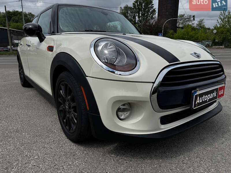Хетчбек MINI Cooper 2016 в Києві