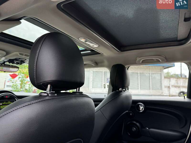 Хетчбек MINI Cooper 2016 в Києві