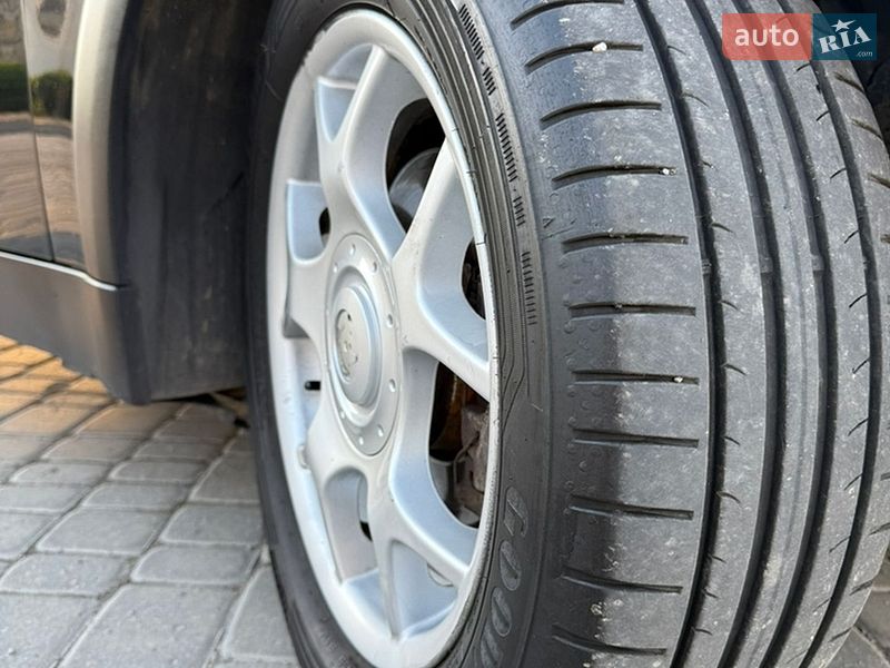 Хетчбек MINI Cooper 2002 в Вінниці