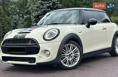 Хетчбек MINI Cooper 2018 в Дніпрі