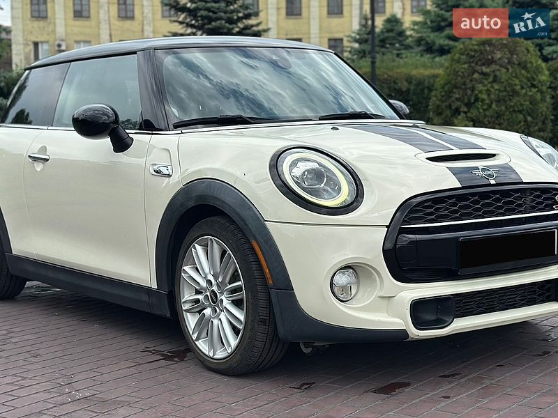 Хэтчбек MINI Cooper 2018 в Днепре фото 8 Хэтчбек MINI Cooper 2018 в Днепре