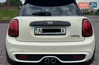 Хэтчбек MINI Cooper 2018 в Днепре фото 11 Хэтчбек MINI Cooper 2018 в Днепре