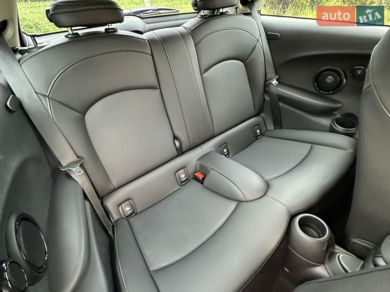 Хэтчбек MINI Cooper 2018 в Днепре фото 20 Хэтчбек MINI Cooper 2018 в Днепре