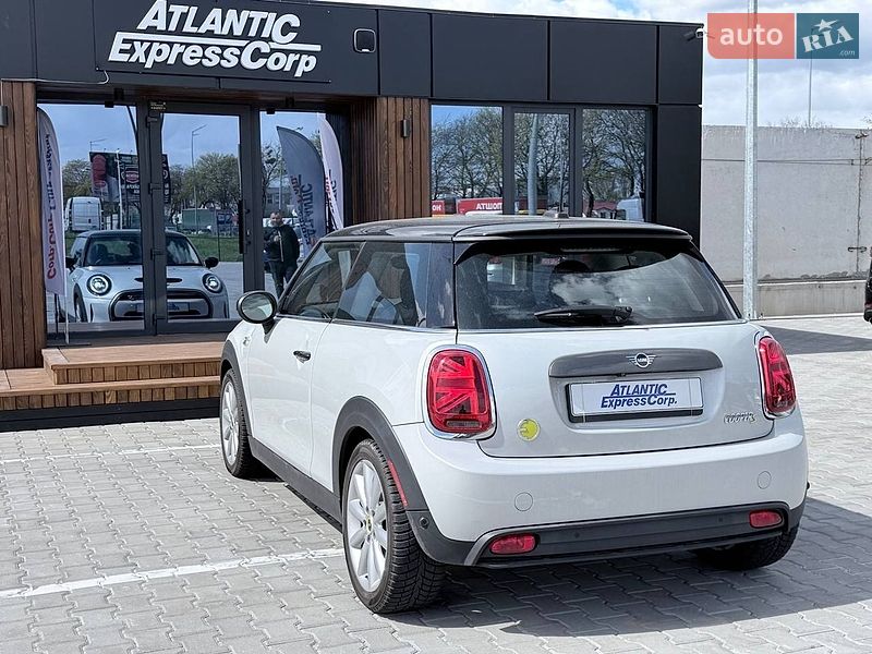 Хэтчбек MINI Cooper 2020 в Киеве